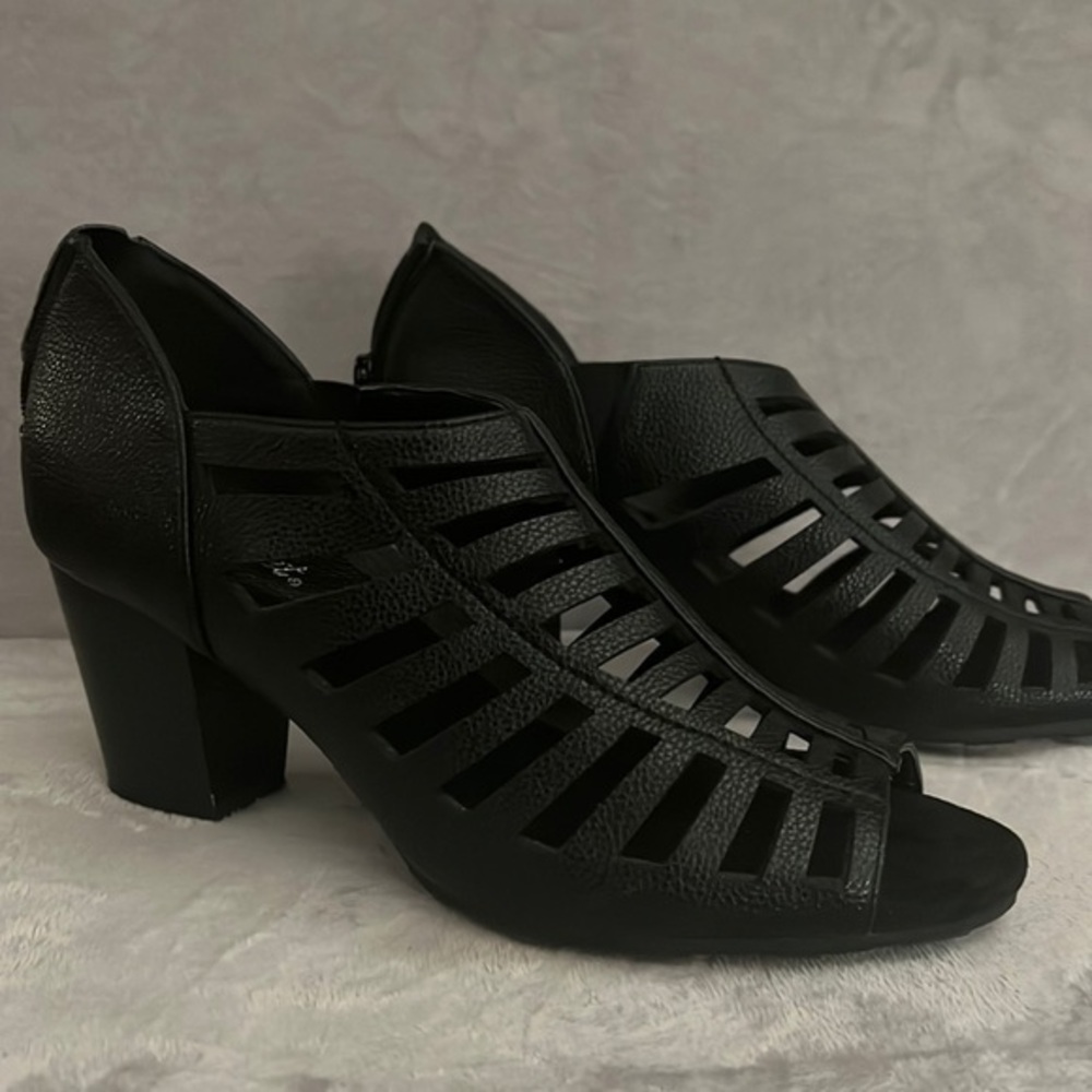 Easy Street size 10 women
